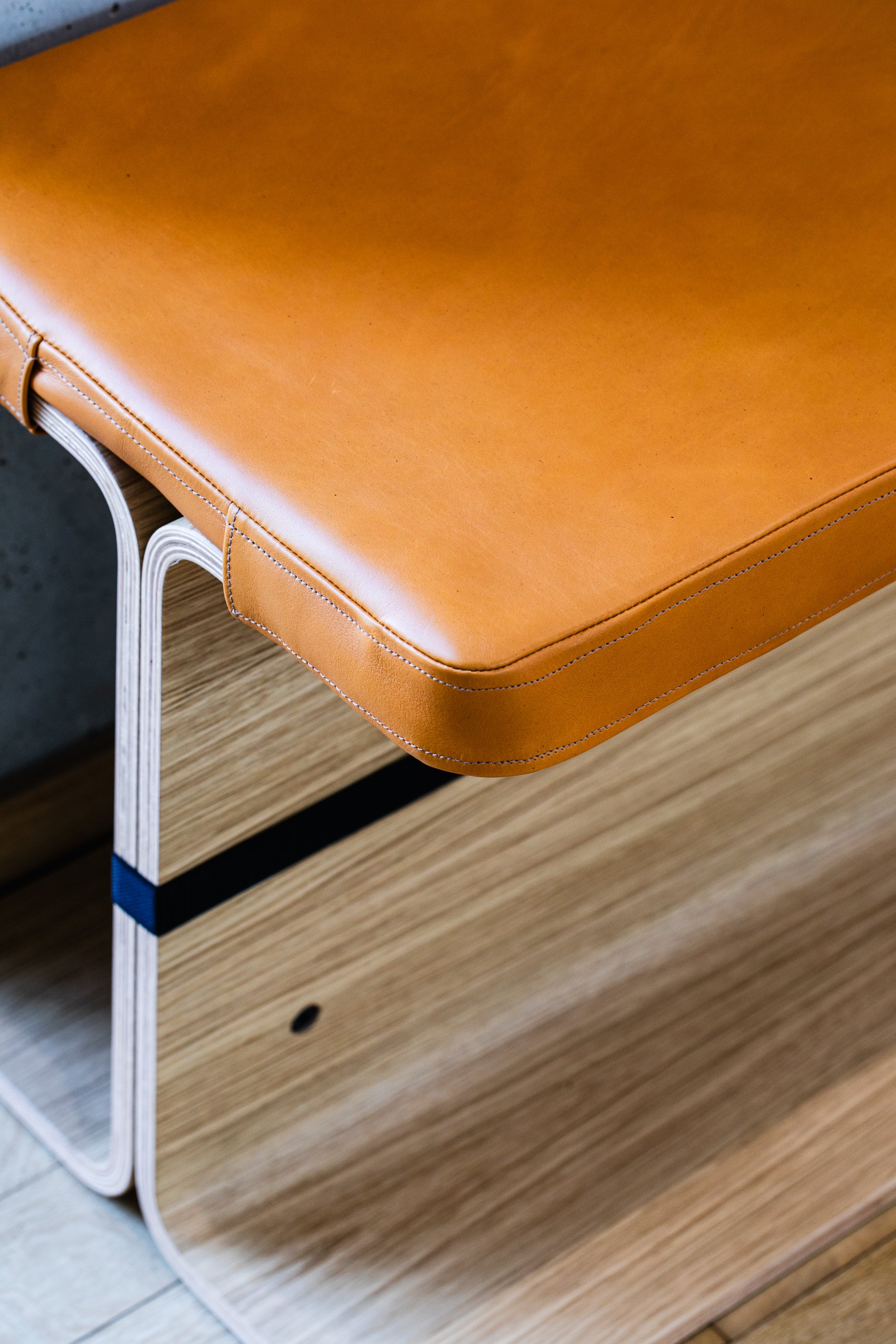 AGNI Bench cover leather